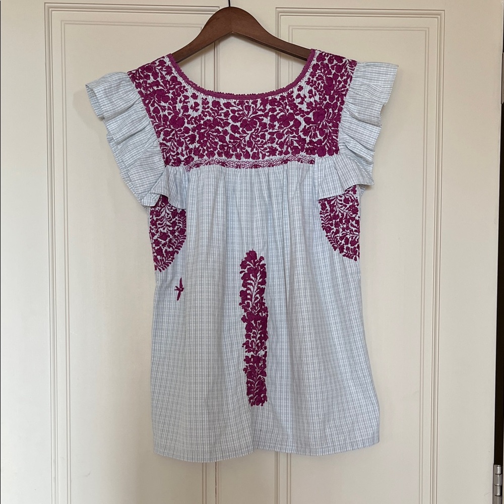 Mi Golondrina Embroidered Purple Blouse size S.